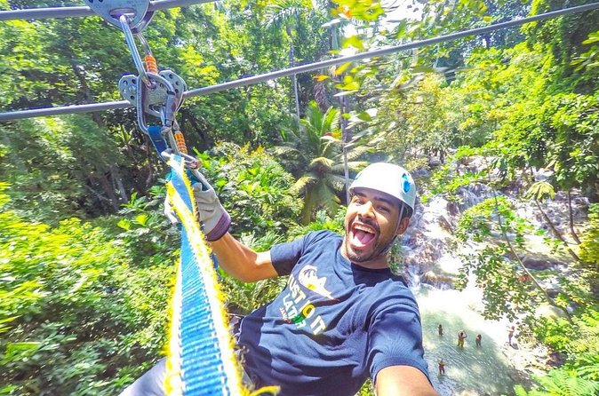 Dunn's River Falls and Park Tour with Zip Line from Montego Bay - Who should book this experience?
