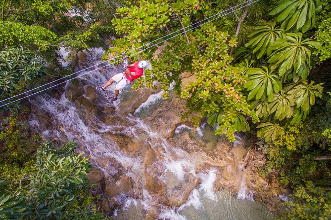 Dunn's River Falls and Zipline (Over the Falls) Adventure Tour from Ocho Rios - Key points to know before booking