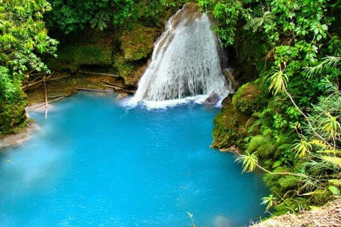 Dunn's River Falls & Blue Hole Combo Tour from Ocho Rios - Climbing Dunn’s River Falls from the beach