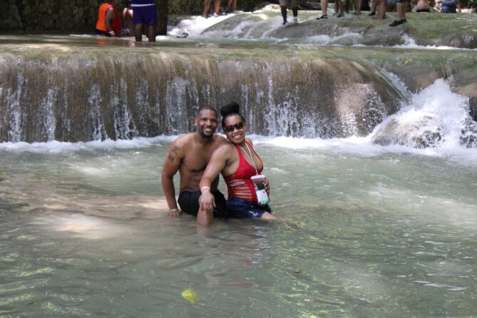 Dunns River Falls Half Day Private Tour Including Entry Fee. - How the drivers shape the experience