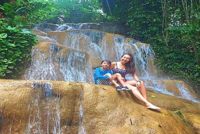 Eco Explorers Waterfall, Rainforest, local Shopping with lunch - A four-hour format that protects your afternoon