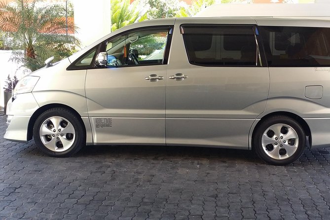 Excellence Oyster Bay Transfer To and From Montego Bay Airport (MBJ) - From MBJ arrivals to the resort gate