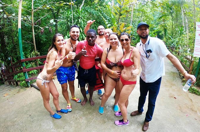 "Explore Scenic Tropical Waterfalls at Blue Hole" - Group size, guide attention, and Peat Taylor Tours