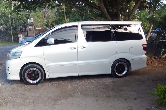 Falmouth Trelawny Resorts Airport Transfers Arrival and Departure - Landing at Sangster Airport without the usual scramble