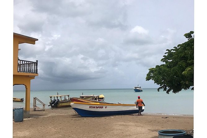 Floyd's Pelican Ocean Bar Private Tour with Transportation - Booking, cancellation, and practical value