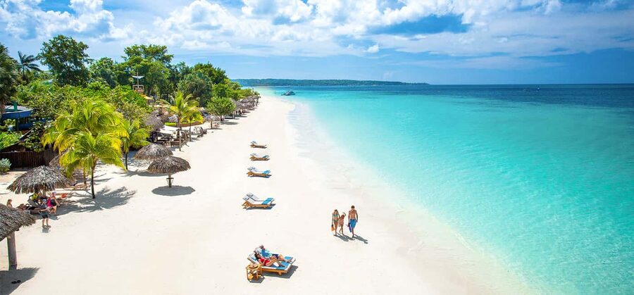 From Negril/Palladium: Negril Beach and Ricks Cafe Tour - What to bring for a beach and cliffside afternoon