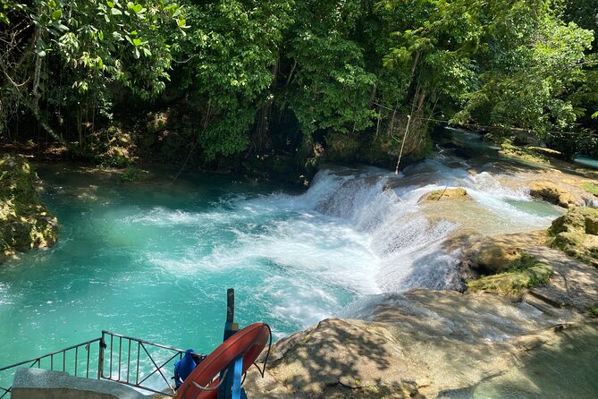 Full Day Rafting, Horse Back Riding and Blue Hole in Jamaica - What the Transport Adds to the Day