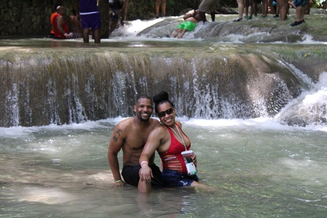 Full-Day Tour of Blue Hole and Dunn's River Falls, Including Fees - Booking, cancellation, and practical limits