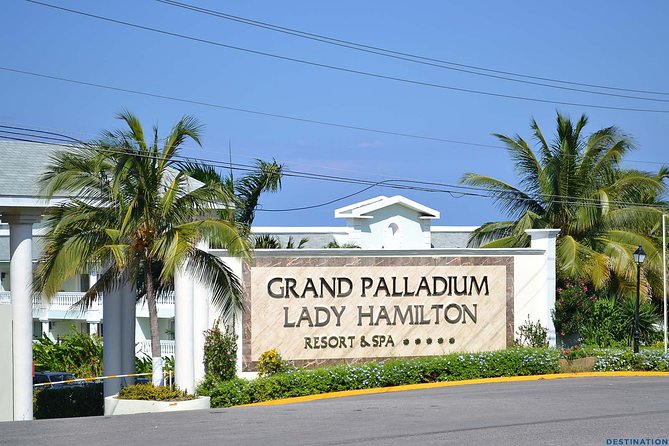 Grand Palladium Private Airport Transfer - Key points at a glance