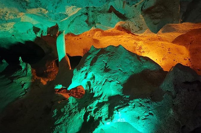 Green Grotto Caves Excursion from Ocho Rios - The Jamaican food stop