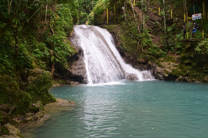 Horse Back Riding and Blue Hole From Montego Bay - Blue Hole and its natural spring pools