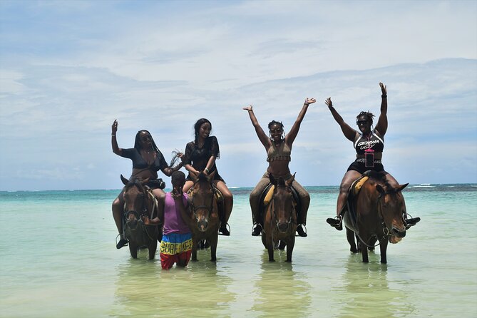 Horse Back Riding and Blue Hole From Montego Bay - The drive from Montego Bay through Rio Bueno