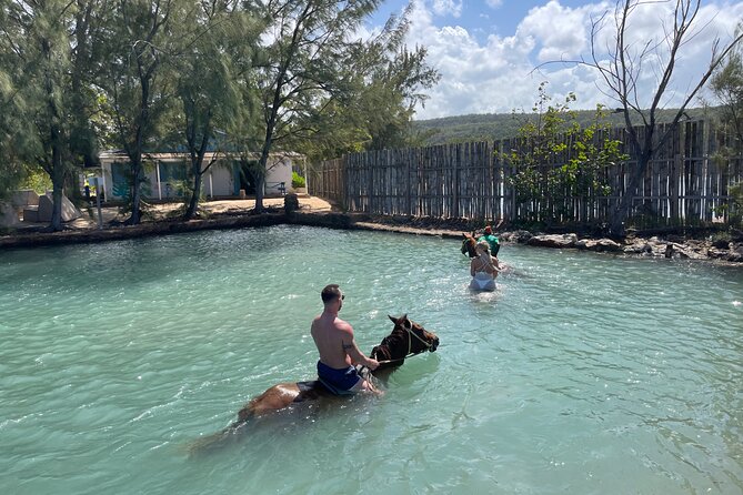 Horseback Ride and Swim Tour In Montego Bay - Food, shopping, and extra sightseeing