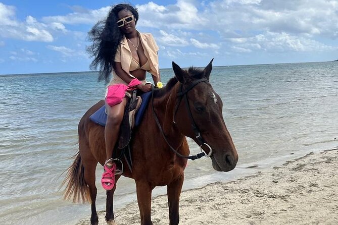 Horseback Riding Adventure in Jamaica - The gradual entry into the ocean