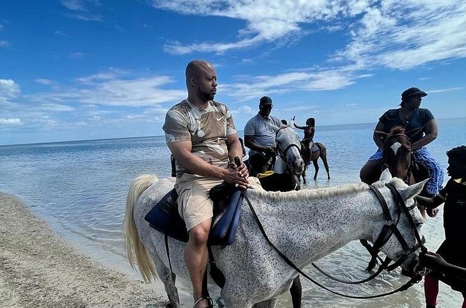 Horseback Riding in the Ocean from Ocho Rios & Runaway Bay - What the guides add for first-time riders