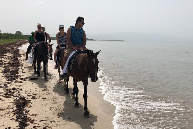 Horseback “SPECIAL”- Negril’s Beach Ride N’ Swim with Free photos/videos - Pickup, timing, and the communication issue