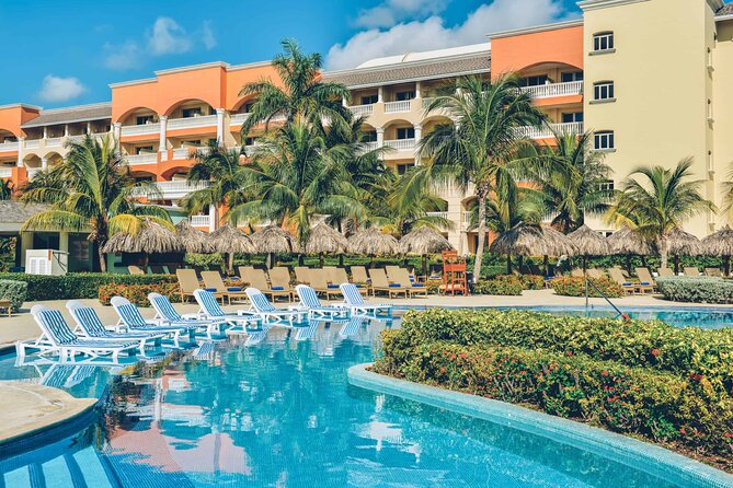 Iberostar Rose Hall Private Airport Transfer - Vehicle size and luggage space