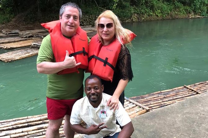 Jamaica Bamboo Rafting Tour Limestone Foot Massage - Arriving at the Martha Brae River Office