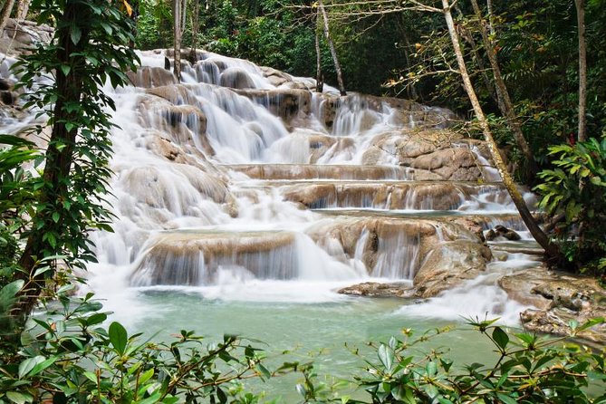 Jamaica Combo Tour: Dunn's River Falls and Bob Marley’s Nine Mile - Who should book this Jamaican combination?