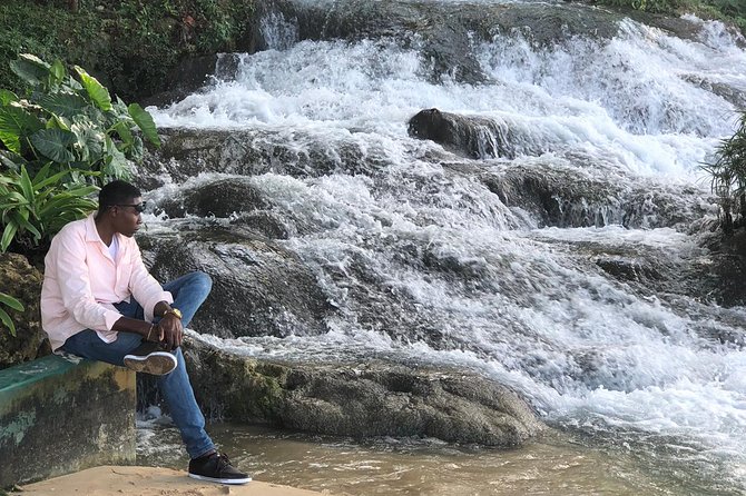 Jamaica Martha Brae River Rafting/Dunn’s River Falls Private Tour - What a private tour really changes
