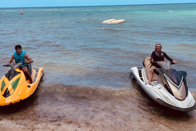 Jet-Ski with option Bamboo Rafting + Feet Massage with limestone - The 30-minute jet-ski ride at Tropical Bliss Beach