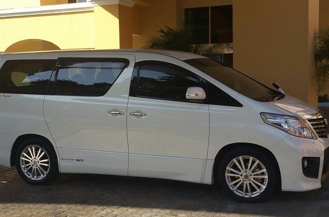 Luxury Bahia Principe Jamaica Private Airport Shuttle - Booking details worth checking twice