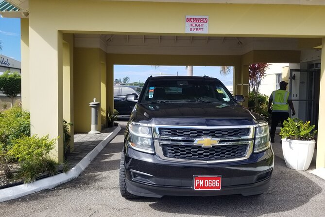 Luxury MBJ Airport Transfer to Montego Bay Hotels - A Mercedes sedan instead of a shared shuttle