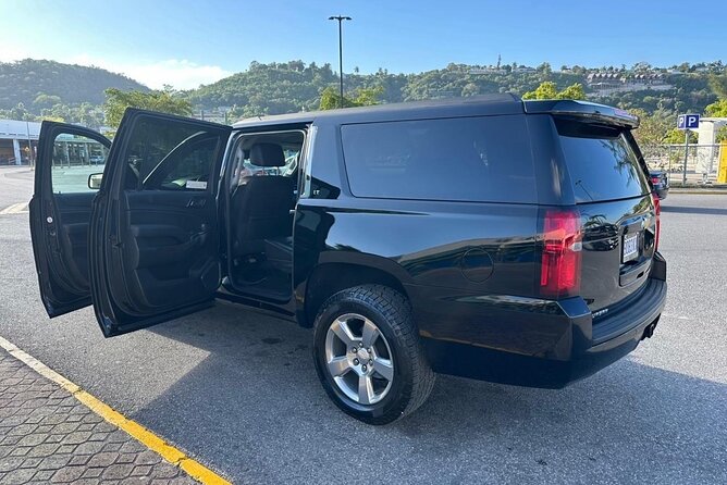 Luxury Montego Bay Airport Transfers - What the ride feels like inside the car