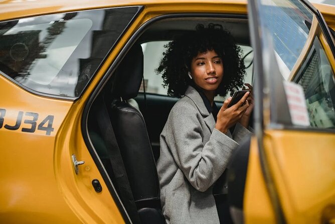 MBJ Airport Private Taxi to any Negril Hotels - Meeting Your Driver Outside Sangster Airport