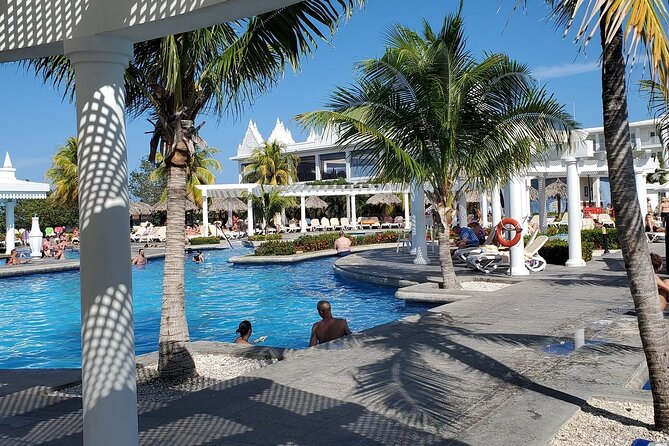 Montego Bay Airport Ja (MBJ) to Hotels in Montego Bay or Falmouth - The return trip to Sangster International Airport