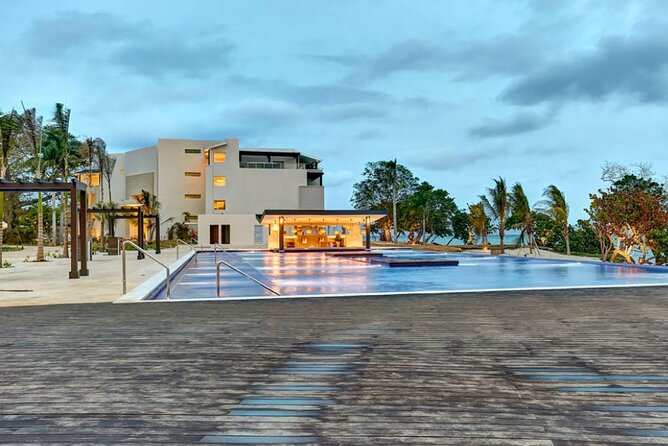 Montego Bay Airport Private Taxi to Royalton Negril - Who should book this Royalton Negril transfer?