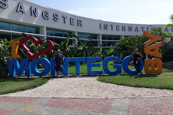 Montego Bay Airport Private Transfer to Hotels in Montego bay - What the driver service adds