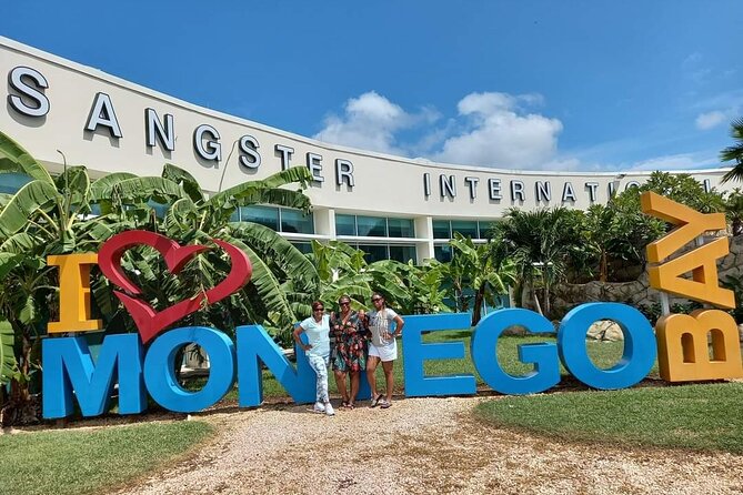 Montego Bay Airport Private Transfer to Hotels in Montego bay - Why private transport can be worth $20