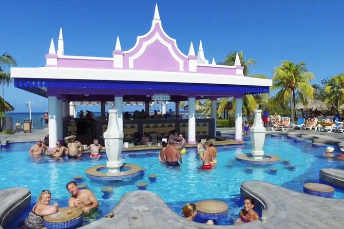 Montego Bay Airport Private Transfer To Montego Bay Hotels - A private vehicle, not a sightseeing tour