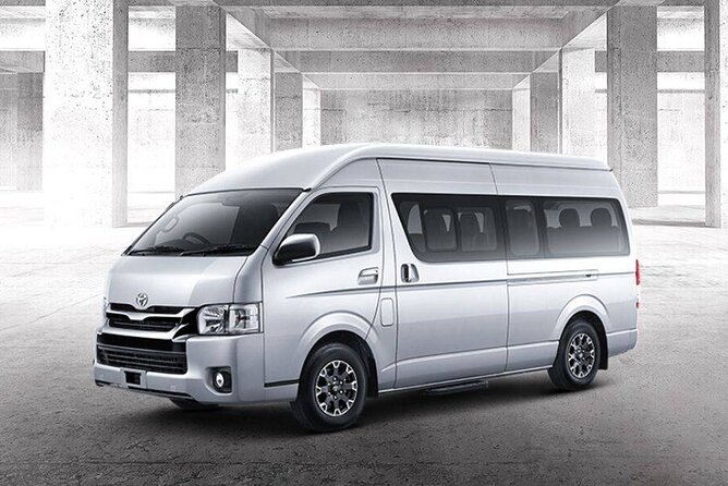Montego Bay Airport Private Transfers to any Montego Bay Hotels - Why a private taxi can beat a shared shuttle