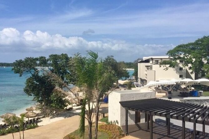 Montego Bay Airport to Royalton/Hideaway Negril Private Transfer - Key points to know before you book