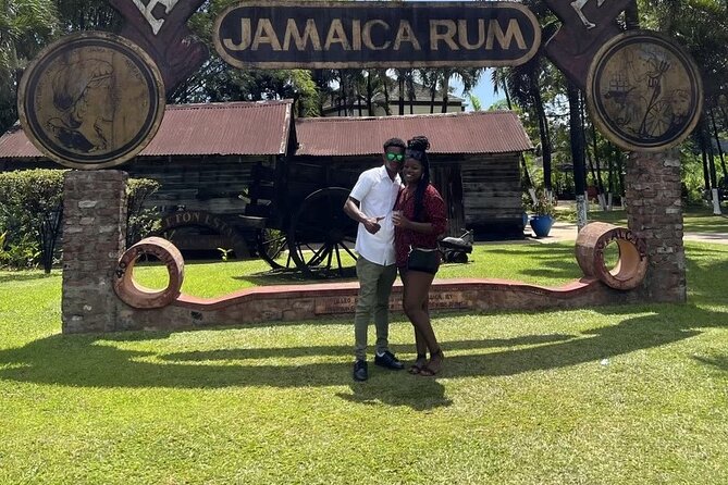 Montego Bay Airport Transfer - Safe transportation and local atmosphere