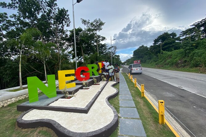 Montego Bay Airport Transfer-Excellence, Royalton, Eden Bay - The 35-minute ride to Trelawny