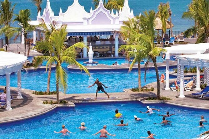 Montego Bay Airport Transfer to Hotels in Montego Bay or Falmouth - Who will get the most from this service
