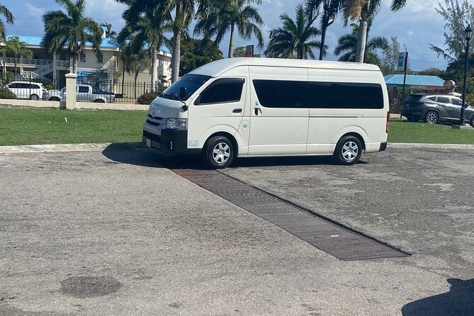 Montego Bay Airport transfers-Excellence,Royalton,Ocean Coral Spring(Round Trip) - Key points to know before you book