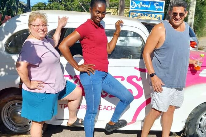 Montego Bay Airport Transfers Private Taxi to Hotels in Negril - Leaving Montego Bay Airport with a personal welcome