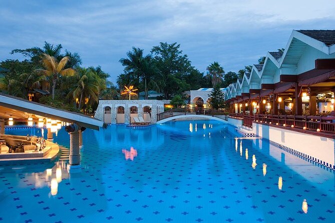 Montego Bay Airport Transfers to Negril Hotels Jamaica - A private start from Montego Bay Airport