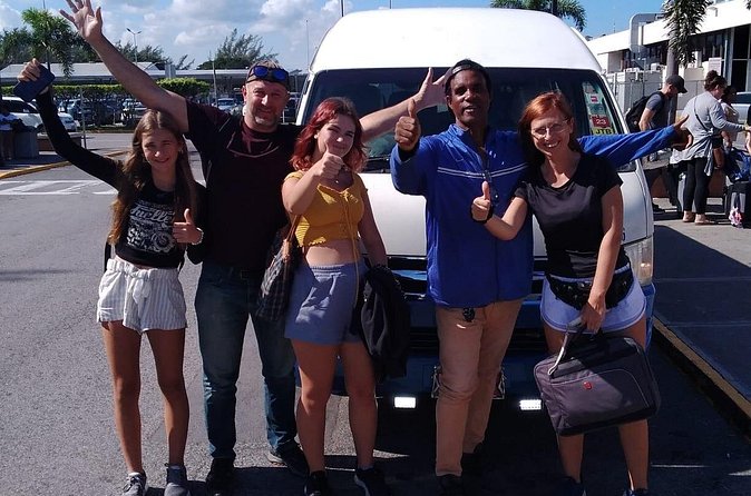 Montego Bay Airport Transportation - How the service compares with arranging a ride after landing