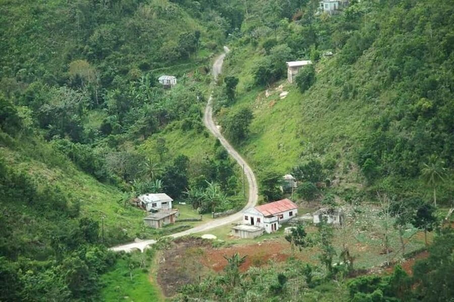 Montego Bay: Bob Marley's Nine Mile Admission & Guided Tour - The Ethiopian Orthodox Church and Marley’s mausoleum