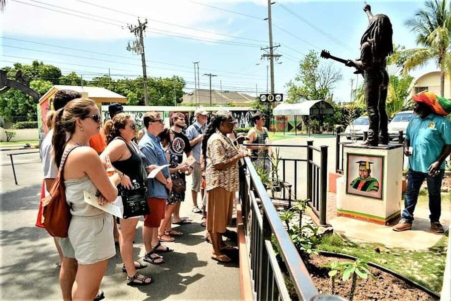 Montego Bay: Bob Marley's Nine Mile Admission & Guided Tour - The road from Montego Bay to the mountain village