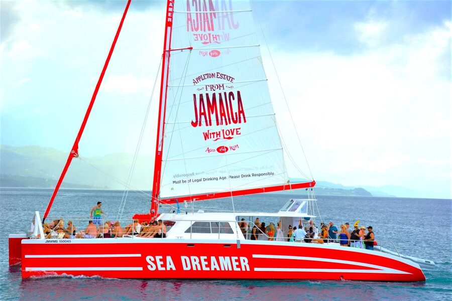 Montego Bay Catamaran Cruise and Snorkeling Tour - Hotel Pickup Sets the Tone