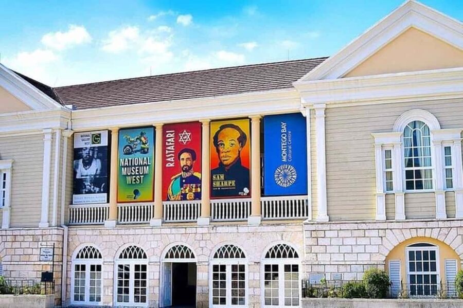 Montego Bay: City Highlights and Souvenir Shopping Tour - Timing, comfort, and practical limits