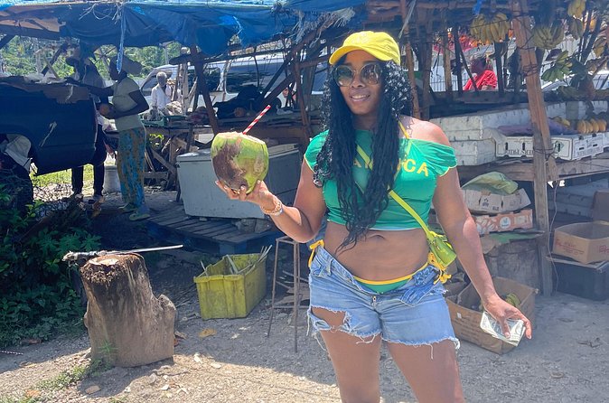 Montego Bay City Highlights Tour and Shopping with Bamboo Rafting - Why the Private Guide Format Matters