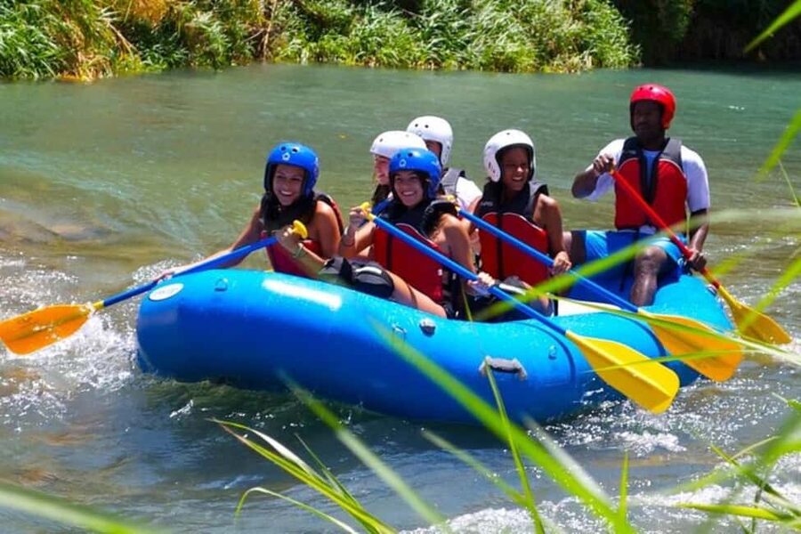 Montego Bay: Dunn's River Falls and River Rapids Adventure - Dunn’s River Falls, Jamaica’s great natural staircase