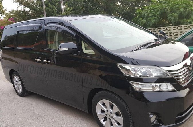 Montego Bay Hotels Airport Private Transfer - Why the driver makes a difference